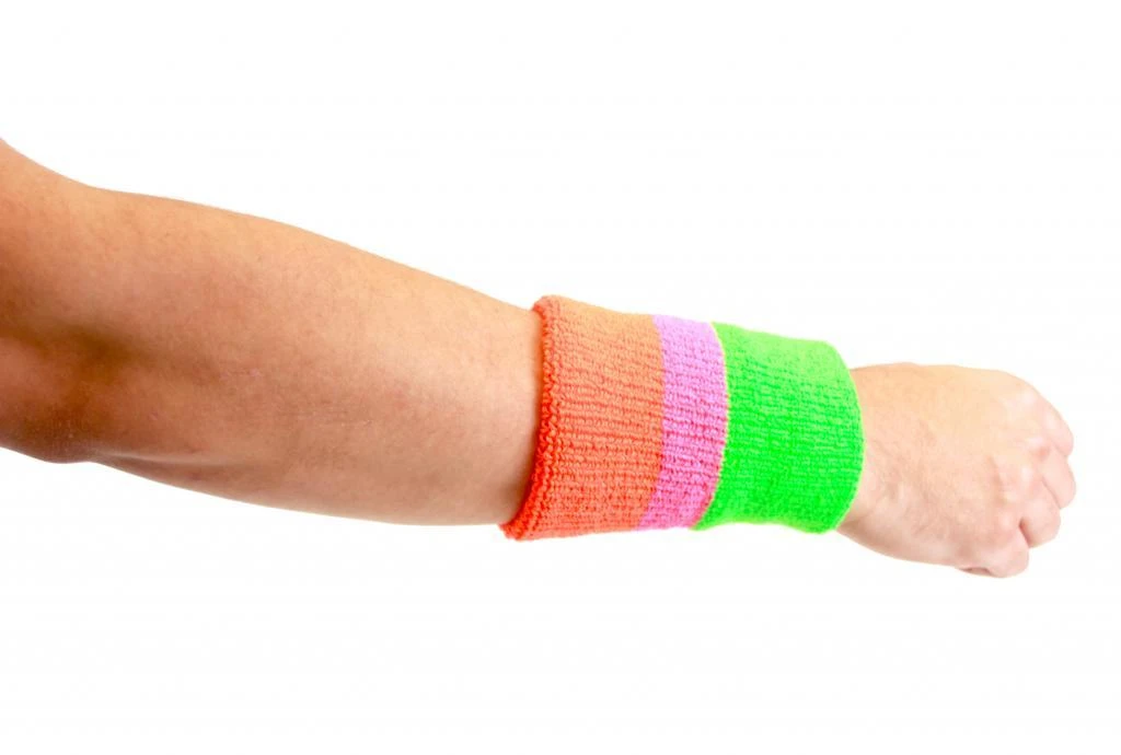 Costume Agent The Ultimate Warrior 3-Stripe Wristband Set 1 Costume Agent The Ultimate Warrior 3-Stripe Wristband Set